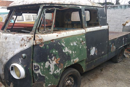 VW T1 split window bus crew cab project
